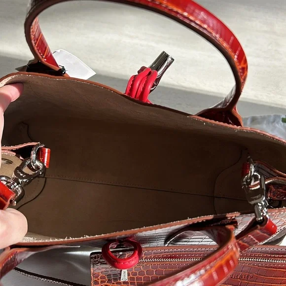 NWT rare Longchamp Roseau Medium Tote with crossbody strap - Picture 6 of 10